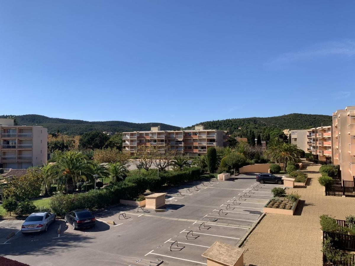 Studio Cabine Les Rives De La Faviere Piscine Et Tennis Les Pieds Dans L'Eau Bormes-les-Mimosas Εξωτερικό φωτογραφία